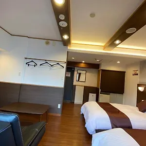 Sejour Fujita 3*, Hiroshima Japon