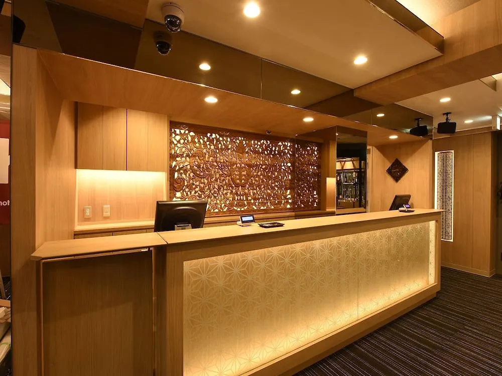 Capsule Hotel Anshin Oyado Premium Resort Kyoto Shijo Karasuma 2*,