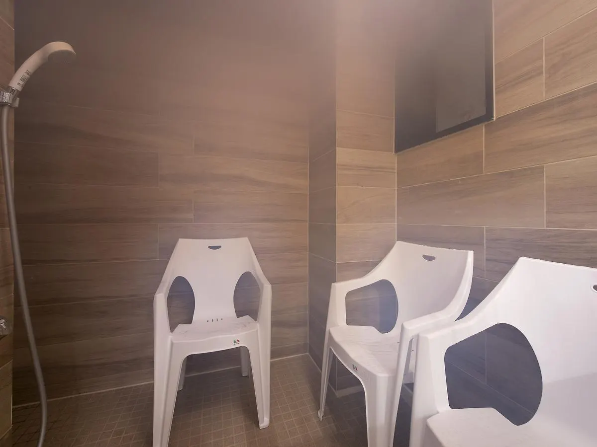 Capsule Hotel Anshin Oyado Premium Resort Kyoto Shijo Karasuma